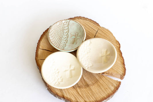 Cross Ring Dish Without Gold
